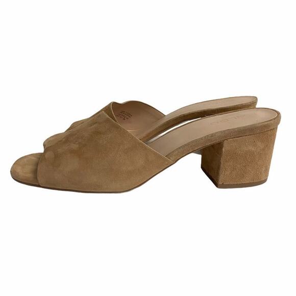 Women’s Sz 10 ALDO Tan Suede Slip On Slides Heels - Picture 7 of 8